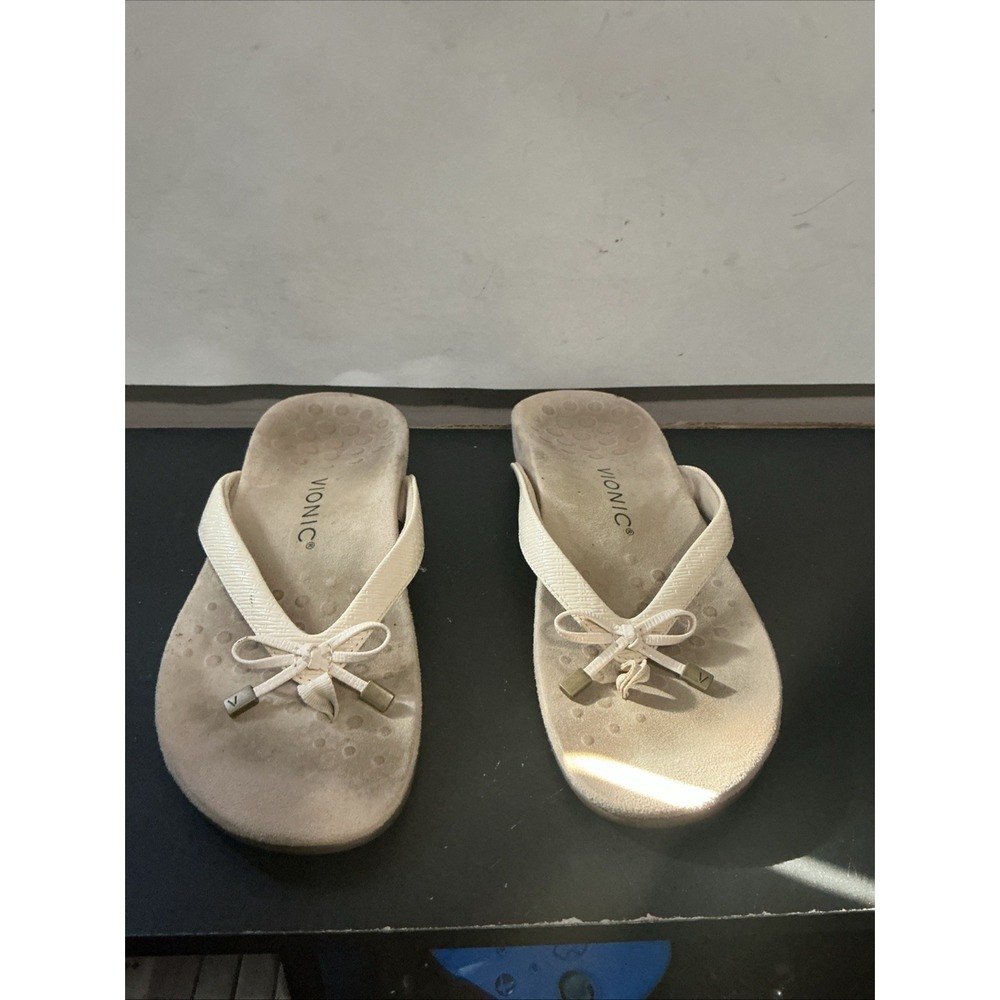 Vionic Bella II White Bow Patent Faux Leather Orthotic Flip Flop Sandals Sz 8